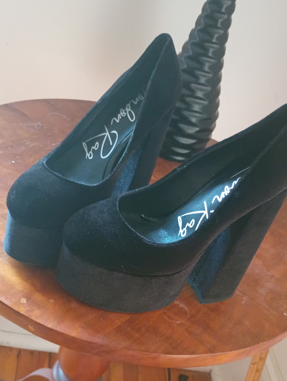 London Rag Black Velvet Platform Block Heel Pumps - Women